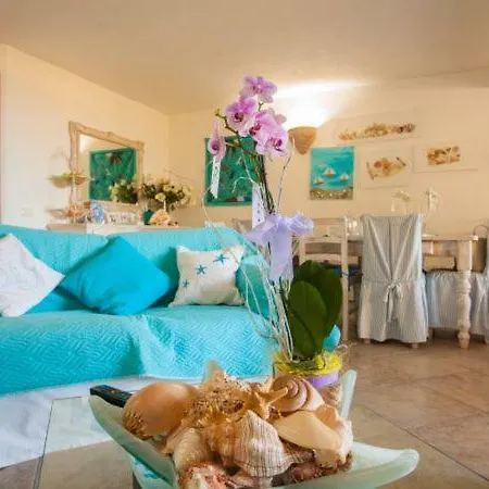 Dağ evi Pittulongu Chalet Sleeps 4