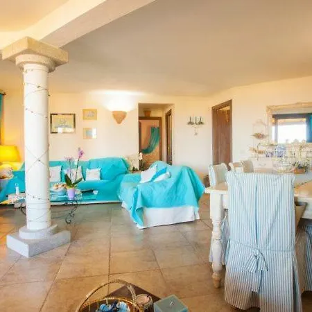Dağ evi Pittulongu Chalet Sleeps 4 Olbia